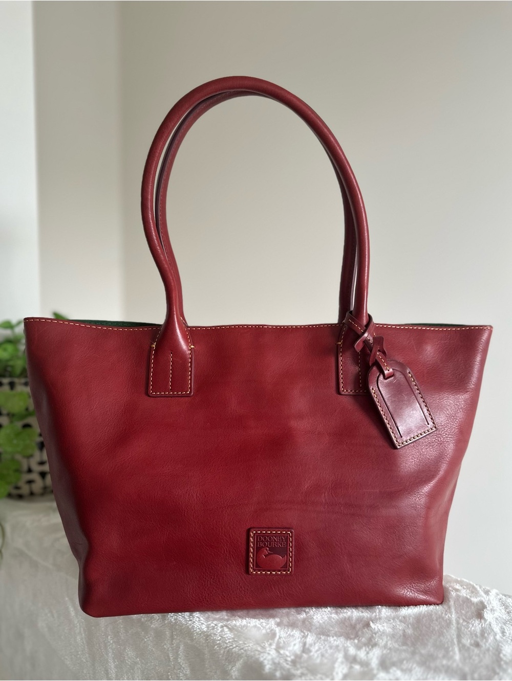 Dooney & Bourke Medium Russell Florentine Leather Toe in Bordeaux NWOT - Picture 12 of 12